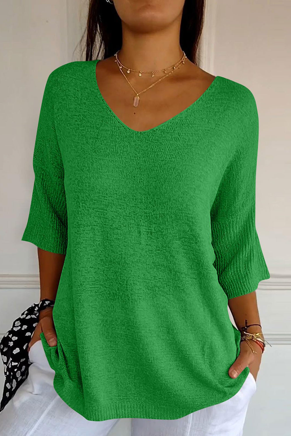 Koisoon V-Neck Three-Quarter Sleeve Knit Top