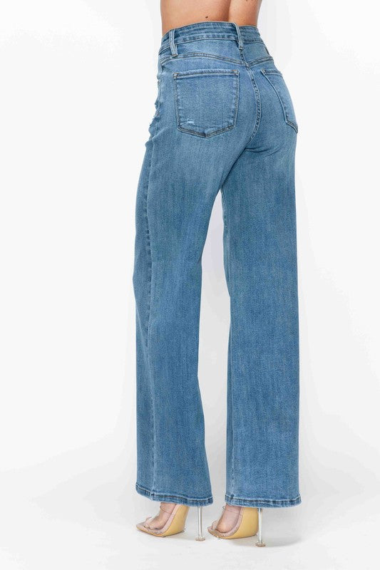 Koisoon Full Size High Rise Wide Leg Jeans with Pockets