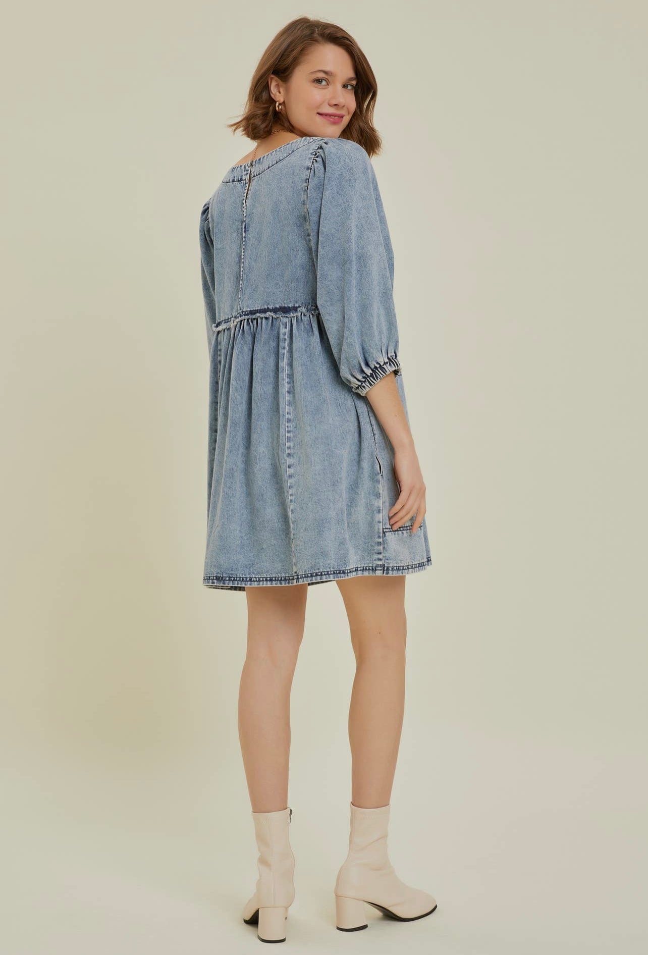 Koisoon Round Neck Balloon Sleeve Denim Dress