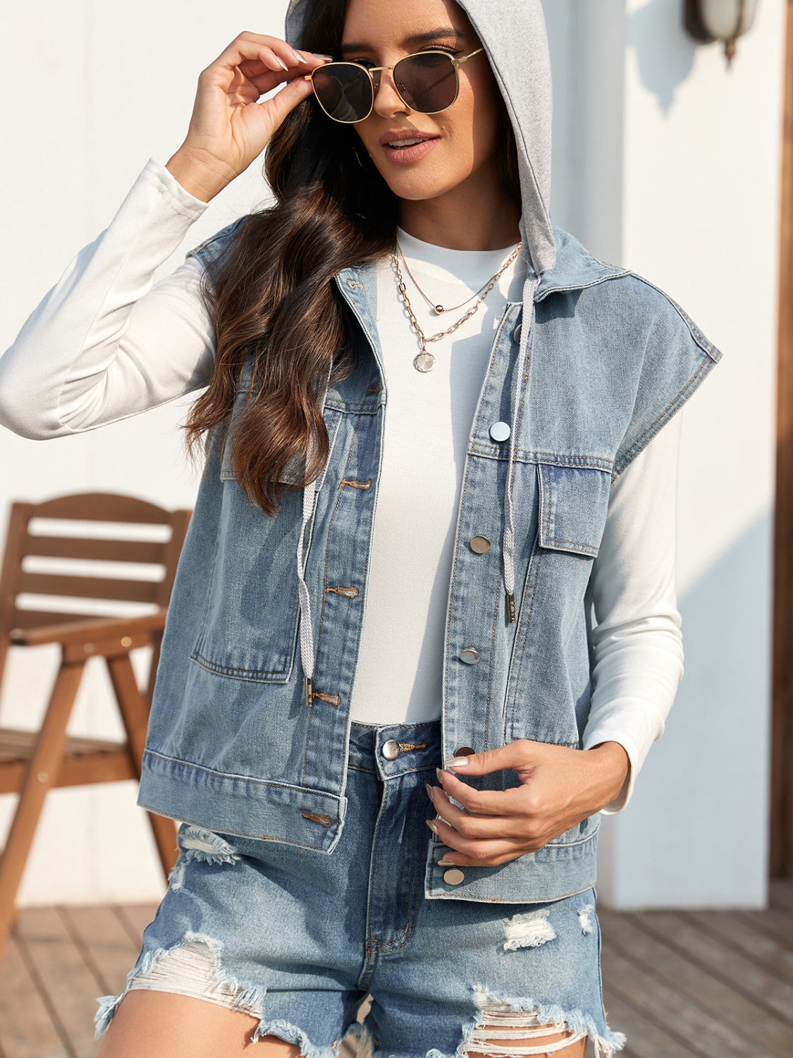 Koisoon Drawstring Button Up Sleeveless Denim Jacket