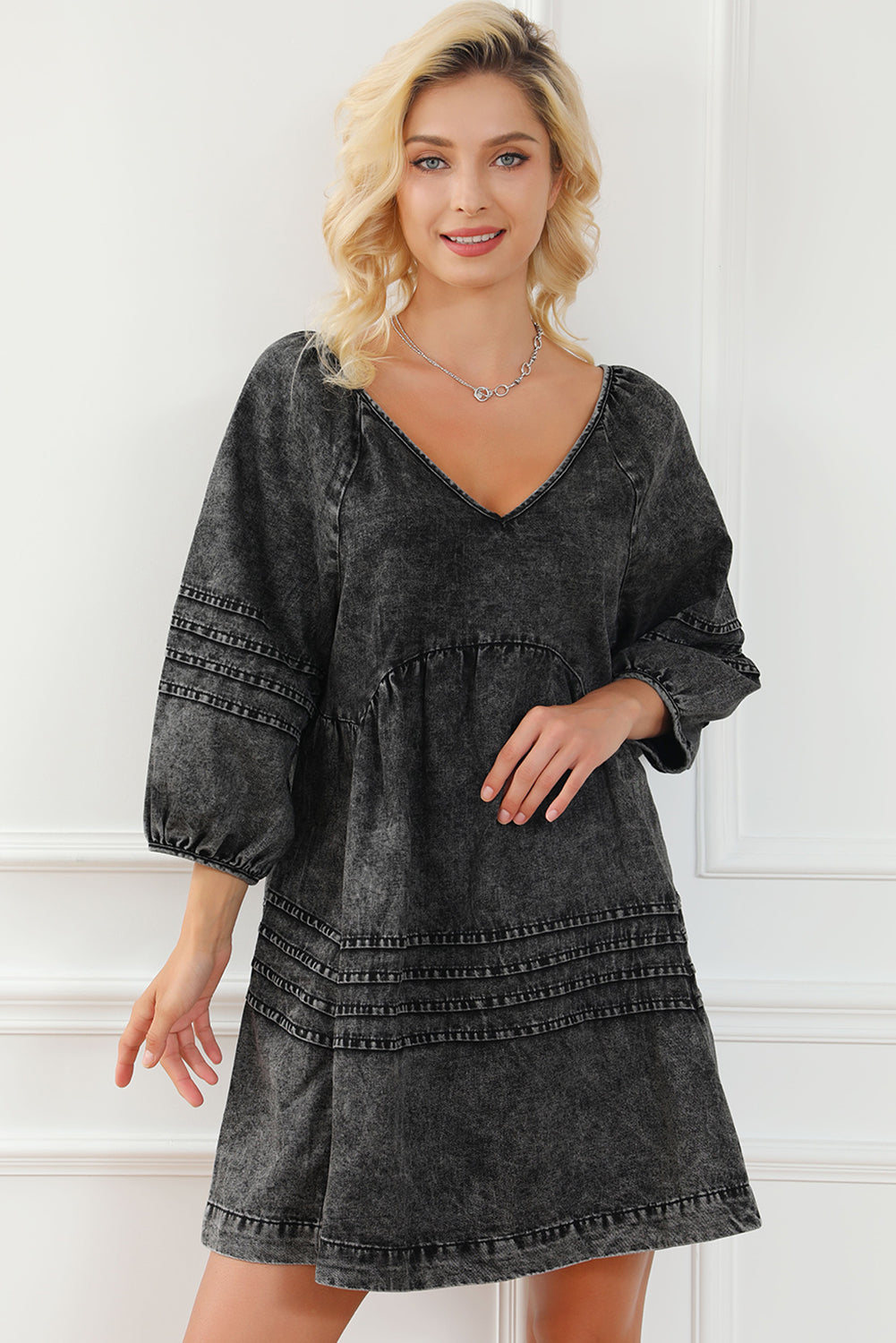 Koisoon V-Neck Three Quarter Sleeve Denim Dress