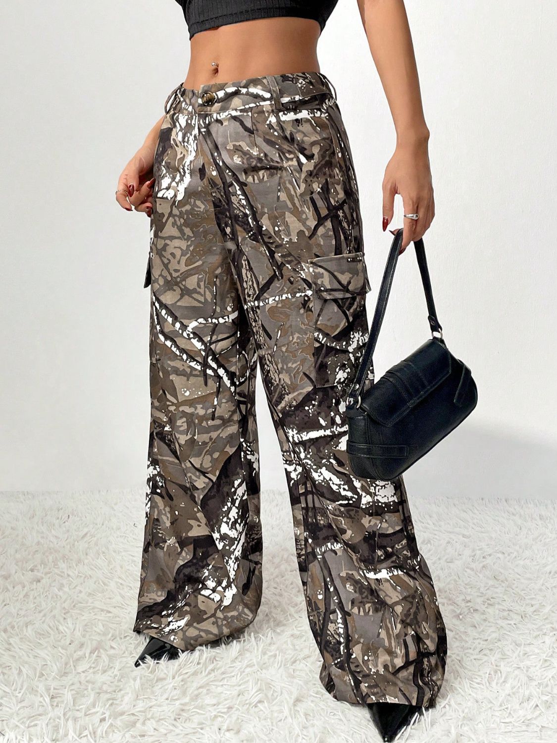 Koisoon Printed Wide Leg Cargo Pants