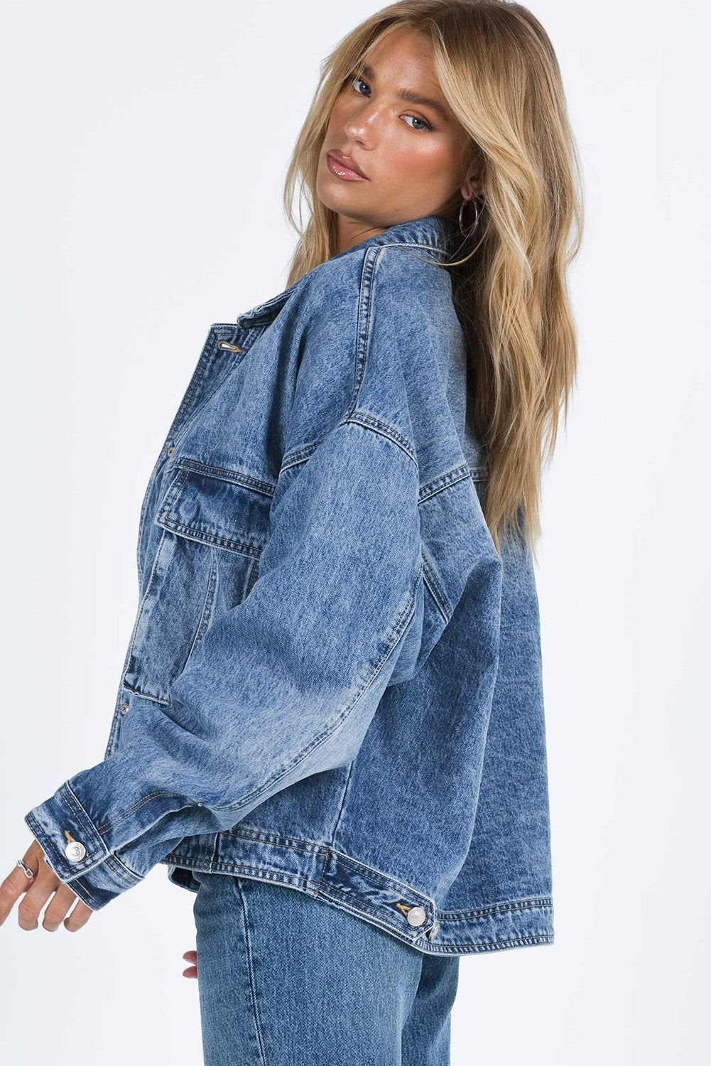 Koisoon Collared Neck Button Up Denim Jacket