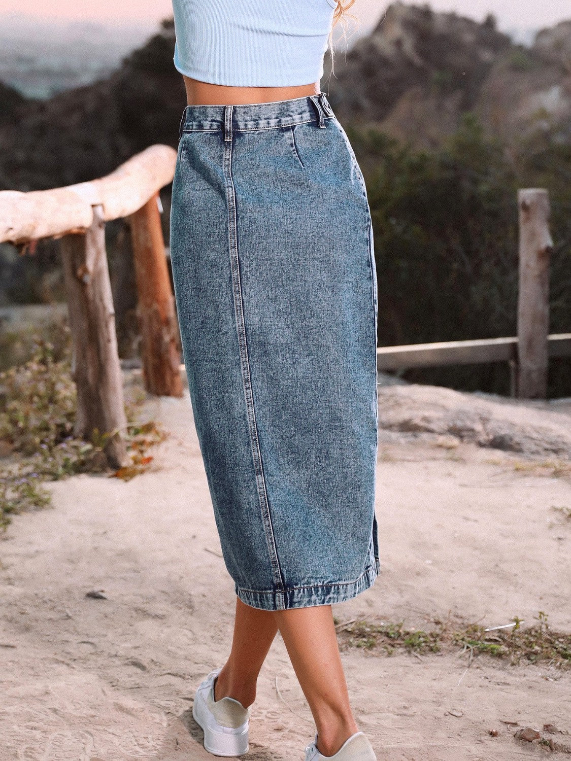 Koisoon Button Down Denim Skirt