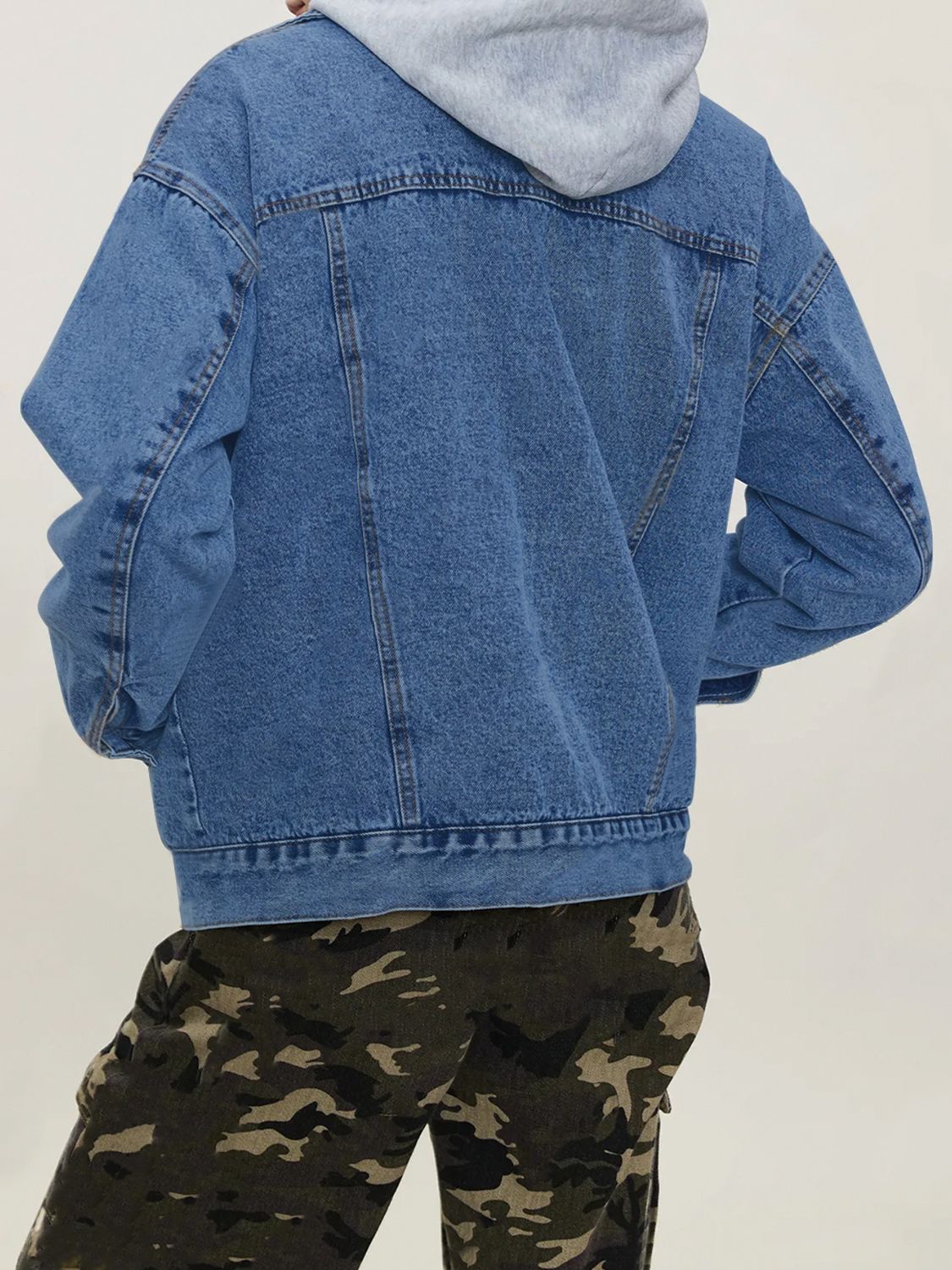 Koisoon Button Up Collared Neck Long Sleeve Denim Jacket