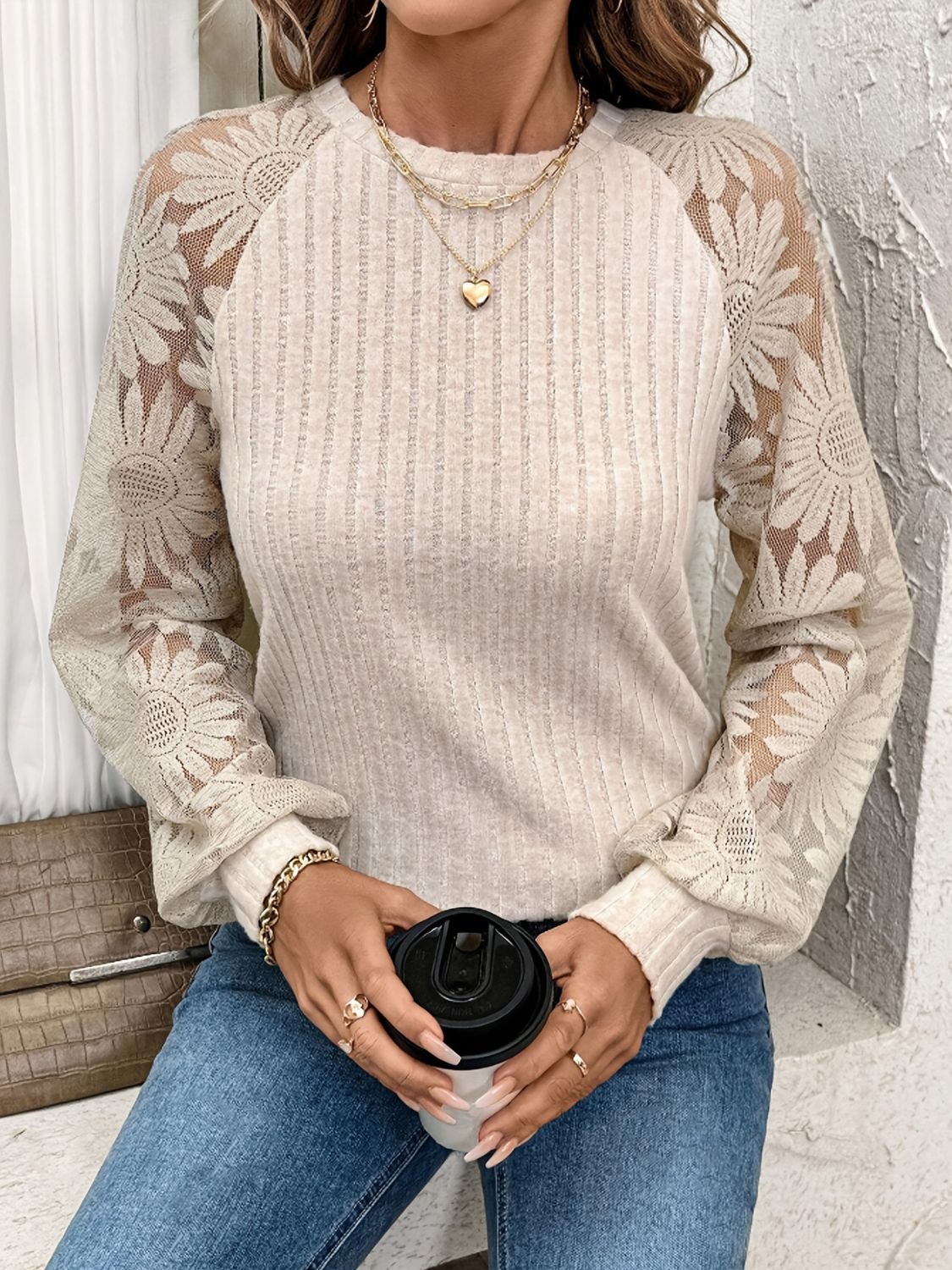 Koisoon Round Neck Lace Patchwork Long Sleeve Top