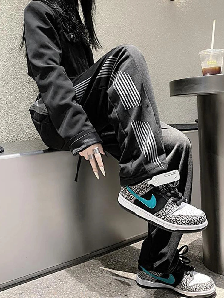 Koisoon Harajuku Retro High Waist Black Sweatpants Women Fashion Loose Striped Streetwear Casual Trousers Korean All Match Pants