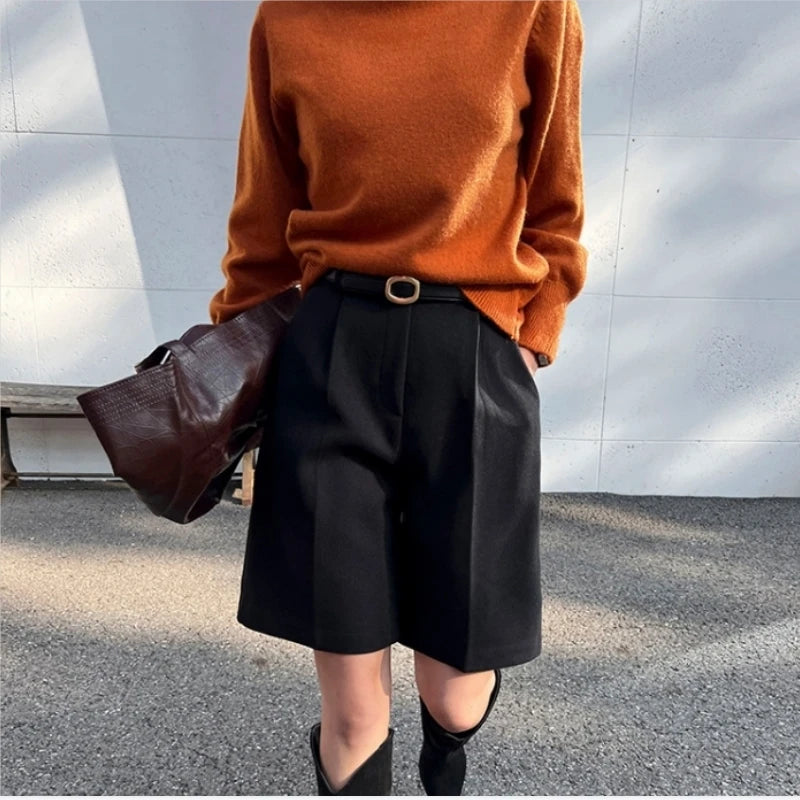 Koisoon Fashion Thicken Warm Loose Pockets Female Faux Woolen Straight Shorts 2024 Autumn Winter High Waist Ladies Wide Leg Shorts N809