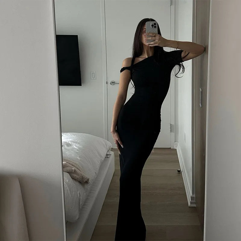 Koisoon Black Long Dress Women Sexy Off Shoulder Short Sleeve Bodycon Party Dresses Summer Elegant Fashion One-shoulder Maxi Dress 2024