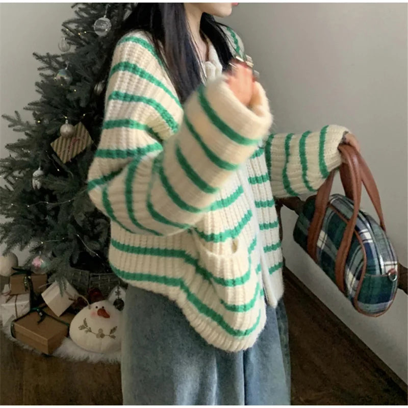 Koisoon Loose Knitted Cardigan Autumn Winter Women French Striped Lazy Sweater Cardigans Female Soft Zipper Big Pocket Knit Coat - green / One Size