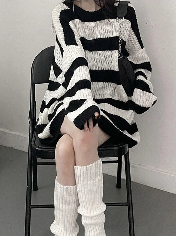 Koisoon Streetwear Punk Women Y2K Sweaters Harajuku Long Sleeve Loose Gothic Knitted Jumpers Korean Vintage All Match Pullover Tops