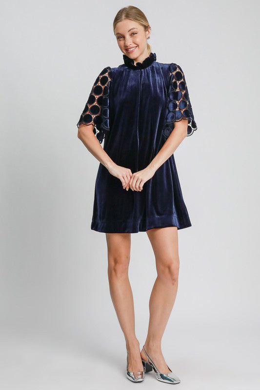 Koisoon Dotted Lace Half Sleeve Mock Neck Back Tie Velvet Dress