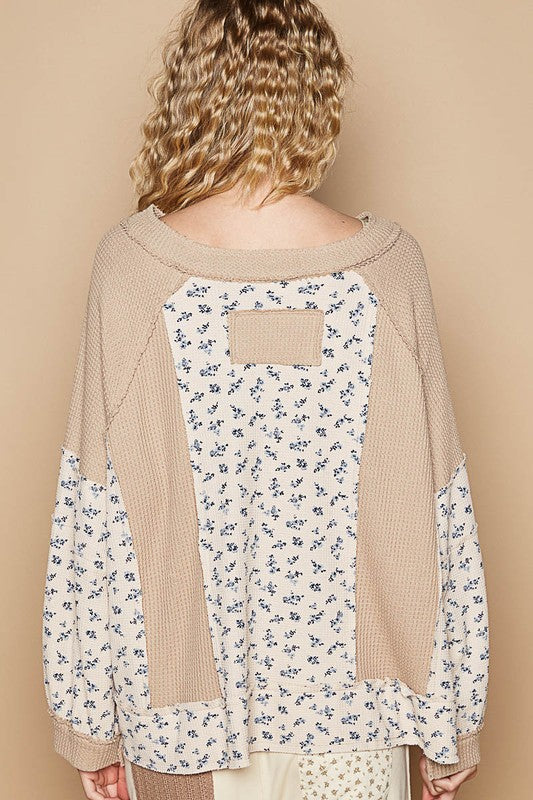 Koisoon Waffle Knit Floral Notched Long Sleeve Top