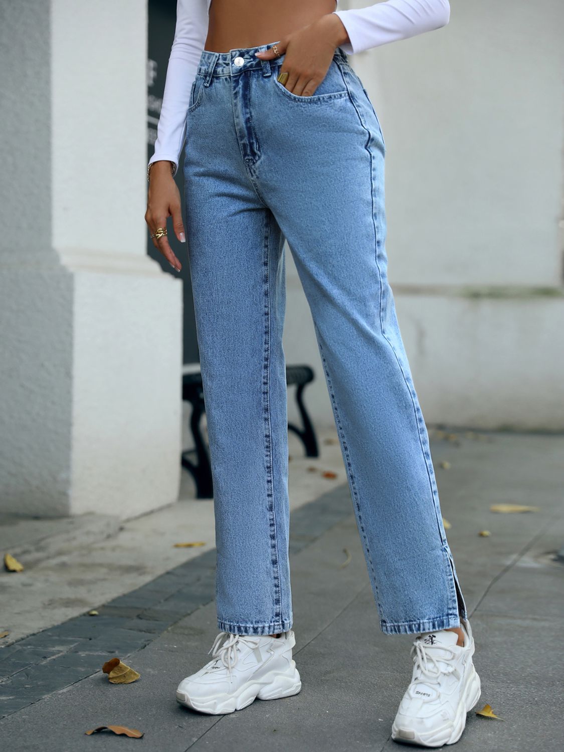 Koisoon Side Slit High Waist Straight Jeans