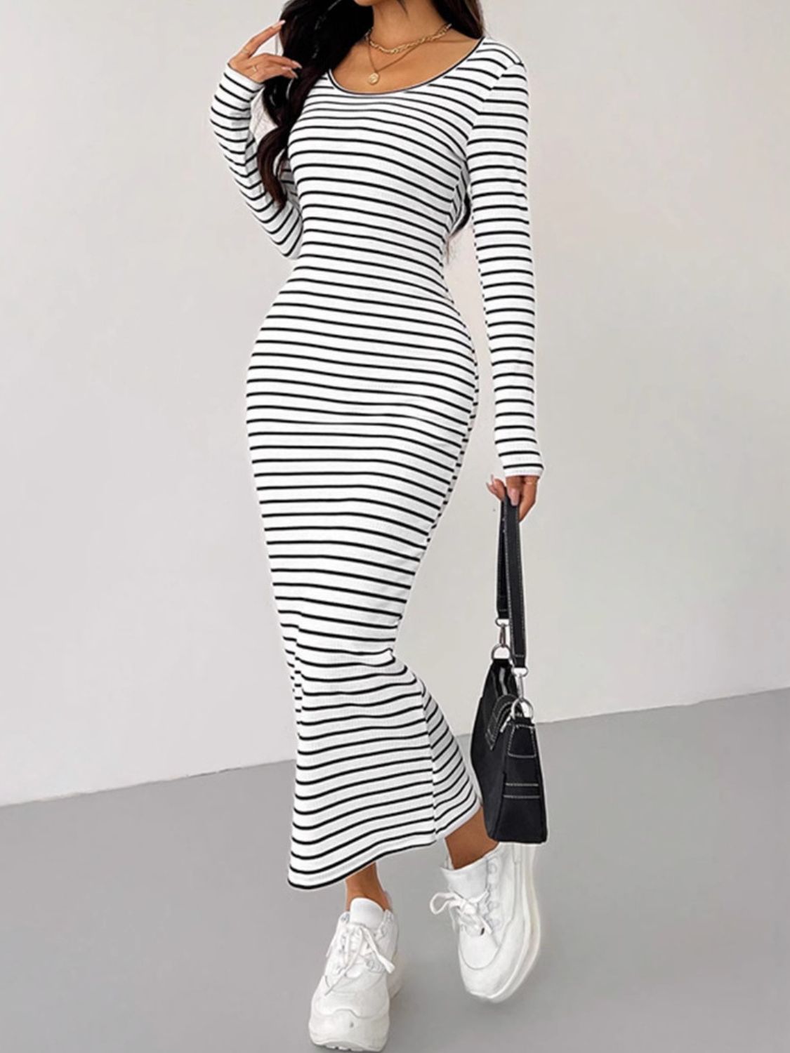 Koisoon Striped Scoop Neck Long Sleeve Midi Tee Dress