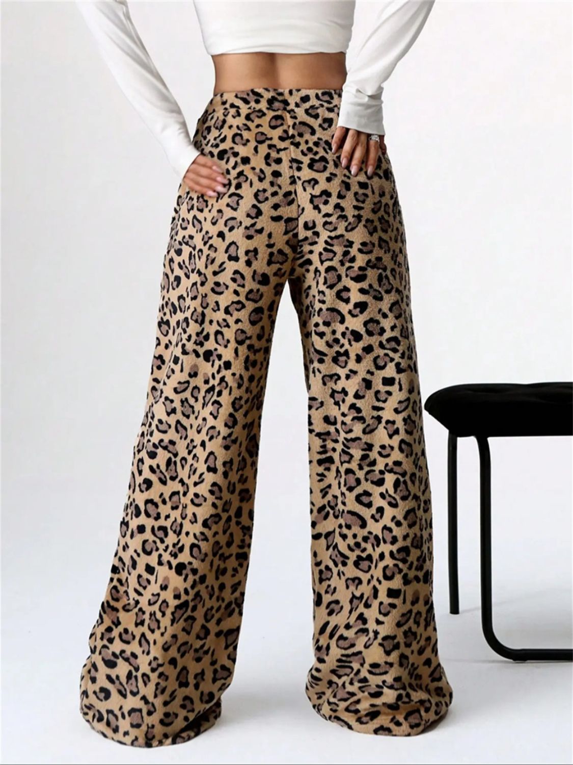 Koisoon Leopard Wide Leg Plush Pants