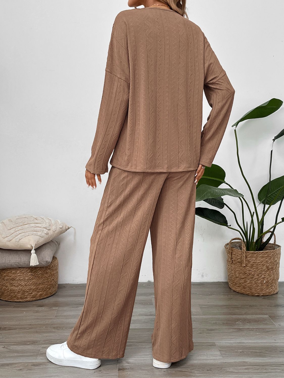 Koisoon Quarter Button Long Sleeve Top and Pants Set