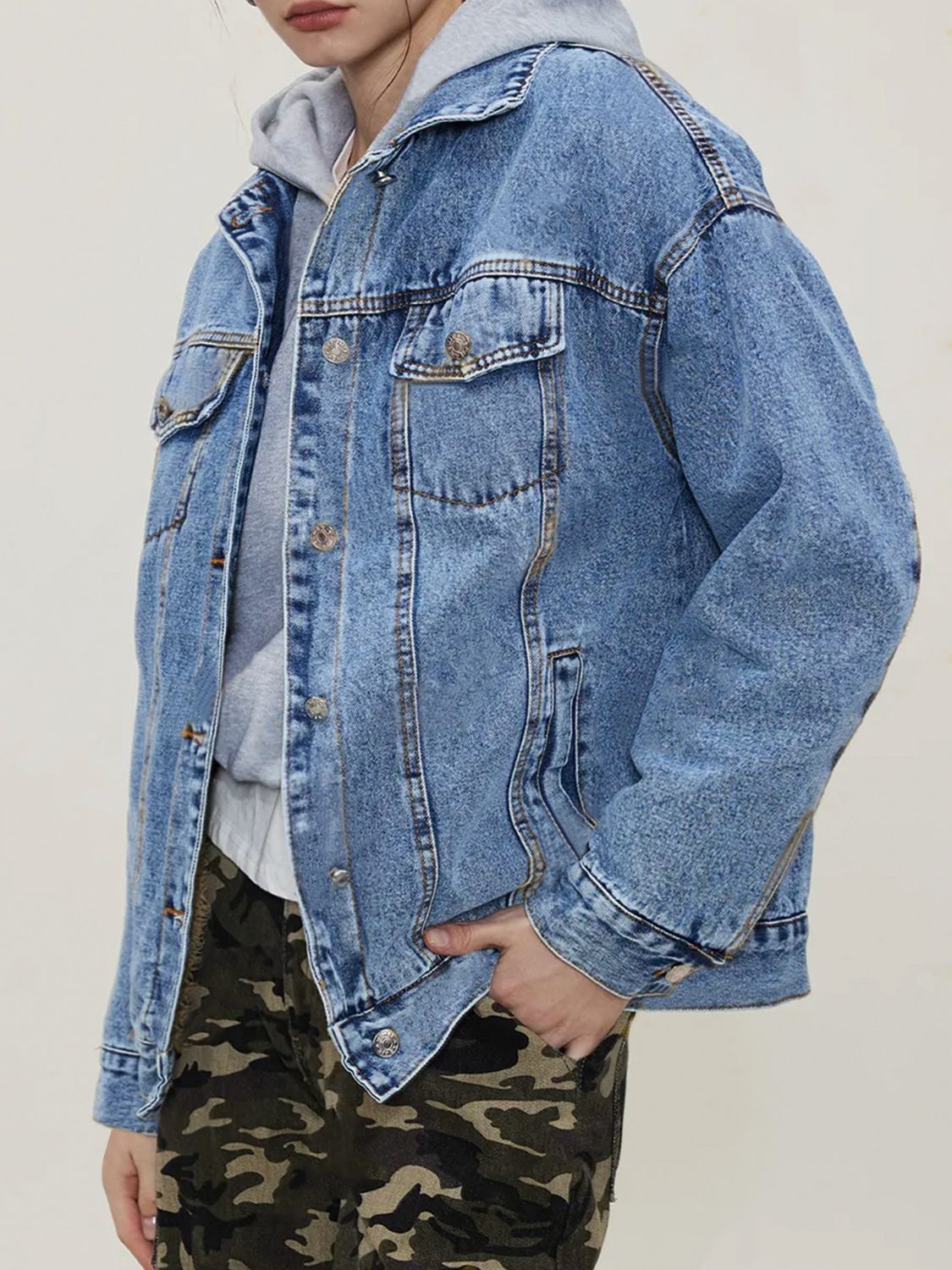 Koisoon Button Up Collared Neck Long Sleeve Denim Jacket