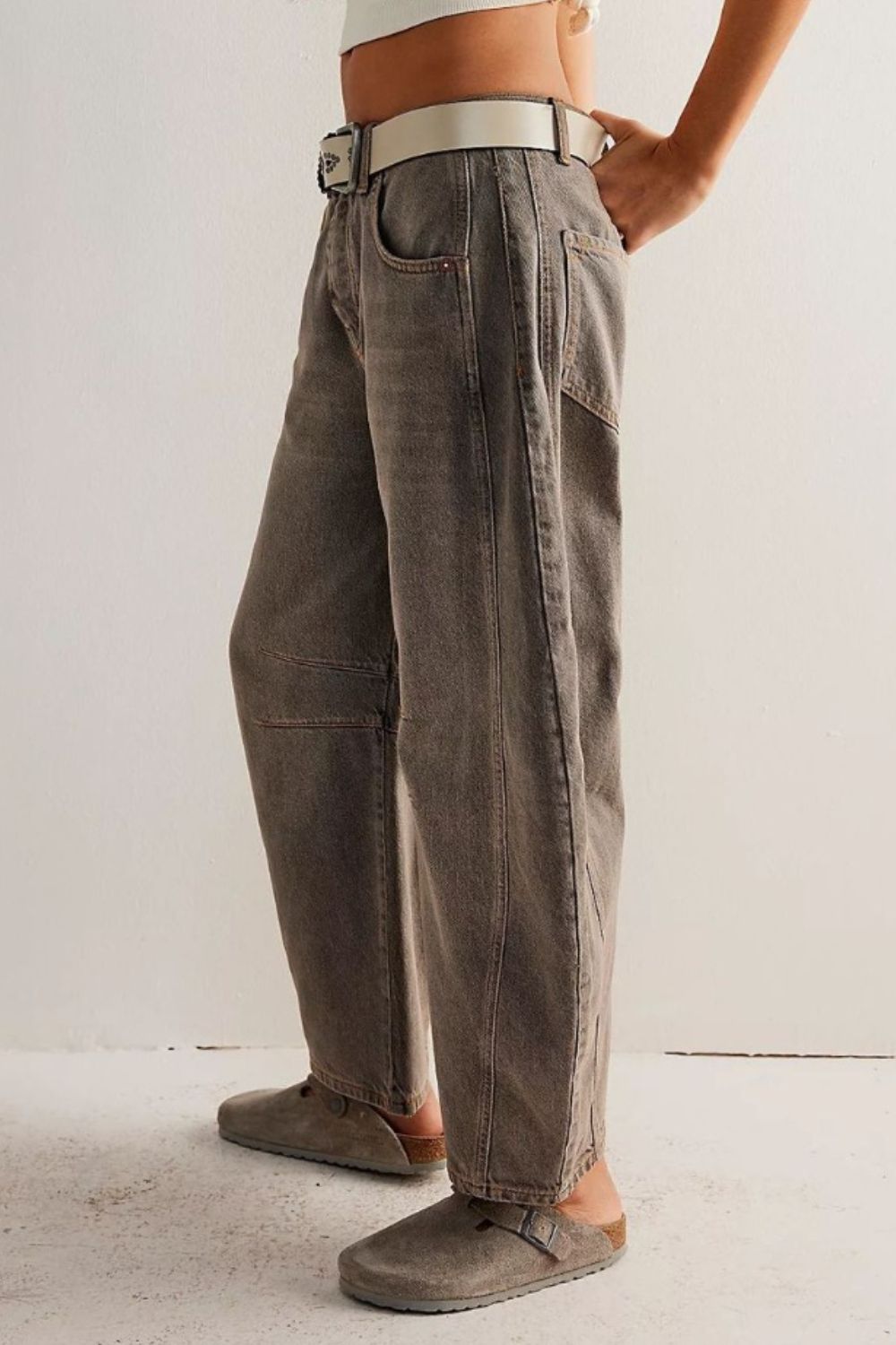 Koisoon Wide Leg Jeans with Pockets