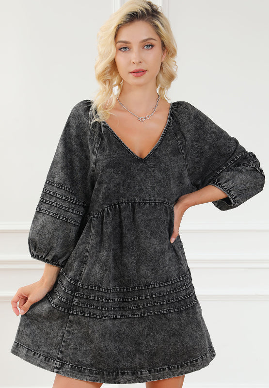 Koisoon V-Neck Three Quarter Sleeve Denim Dress